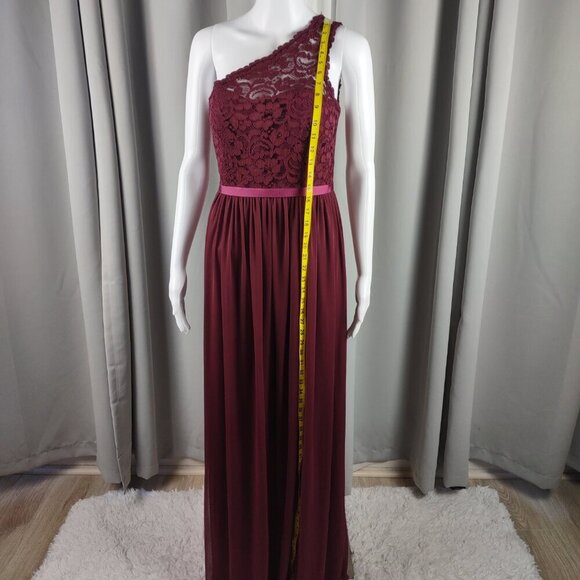 David’s Bridal Bridesmaid Lace Dress, 26 inch thigh slit. Wine Color Size 6 - Picture 6 of 14